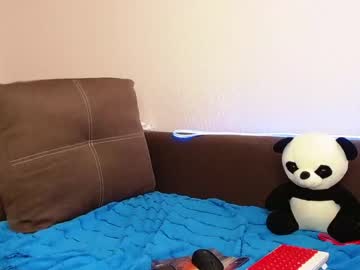 webcam girl courteous_raspberry image #1191843
