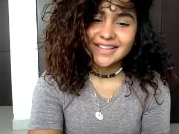 webcam girl arletnoa image #7763570