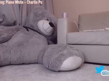 webcam girl hollyextra image #475569
