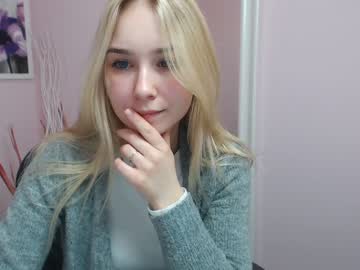 webcam girl lila_page image #1098750