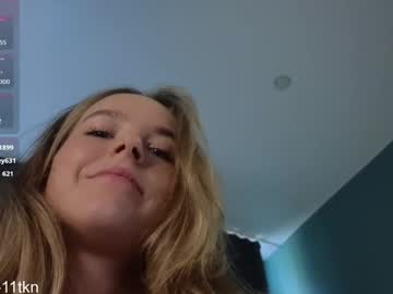 webcam girl milly_shy image #7822102