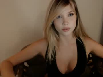 webcam girl bitter_moon image #4029922