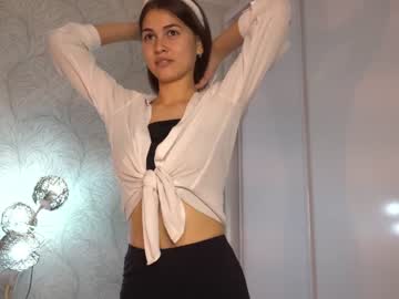 webcam girl little_animal image #5537162