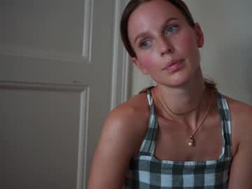webcam girl ellaa91 image #2494057