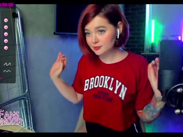 webcam girl alicewonder_99 image #1127689