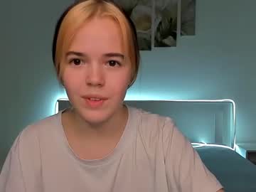 webcam girl renee_whi image #3185433