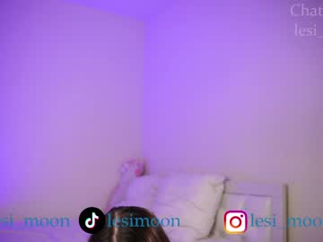 webcam girl lesi_moon image #6137423
