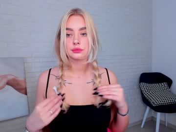 webcam girl 8a8y_nura image #1391471