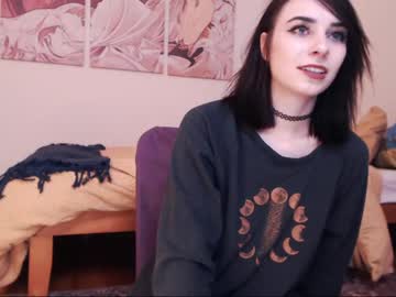 webcam girl eeeveee image #1008751