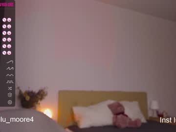 webcam girl lumoore image #4385024