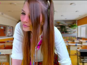 webcam girl queenafina image #1775824