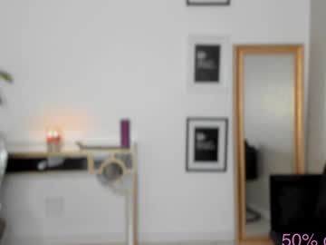 webcam girl moniqueeass image #9481679