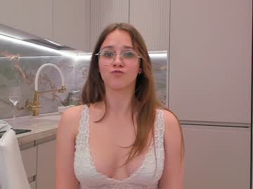 webcam girl dream_beam image #8659815