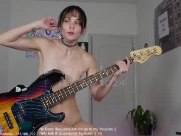 webcam girl petitebrat image #7083201