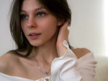 webcam girl peek_in_my_window image #7127871