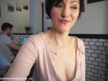 webcam girl yournaughtypixie image #3960942