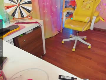 webcam girl _biscuitty image #951409