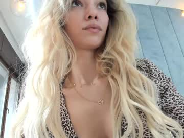 webcam girl sassyt33n image #9077336