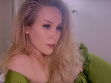 webcam girl myassistant image #6618245