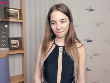 webcam girl shy_media image #4404580