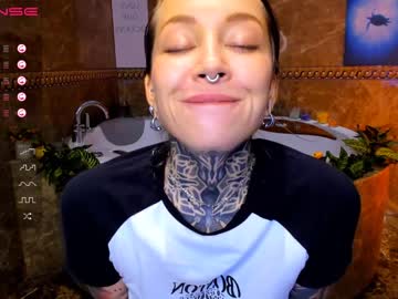 webcam girl nickyneck image #2922187