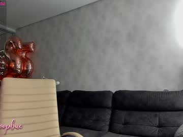 webcam girl tia__moon image #1194361