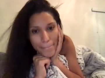 webcam girl caramelmixed21 image #2898195