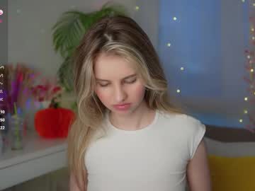 webcam girl fluffy_angel image #9010087