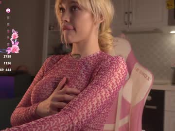 webcam girl golden_alinee image #7895177