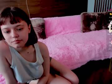 webcam girl heathercarols image #4632015
