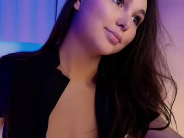 webcam girl hollyextra image #9051314