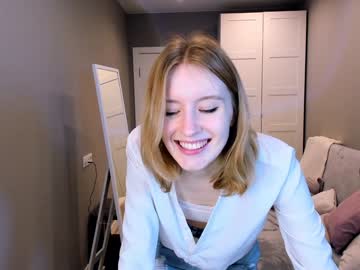 webcam girl silver_gin image #6834568