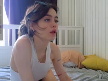 webcam girl connieambes image #7137170