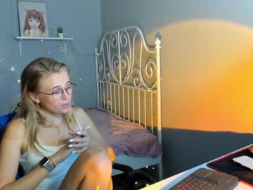 webcam girl linellali image #2463662