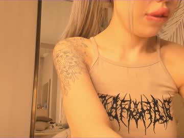 webcam girl sury_01 image #1122140