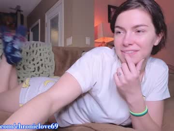 webcam girl chroniclove image #4099654