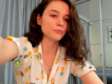 webcam girl demurelixir image #1568403