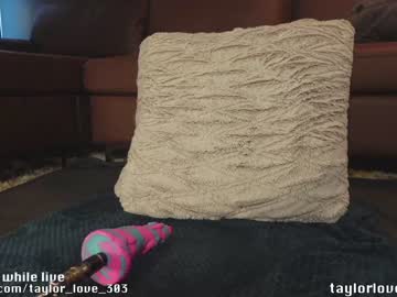 webcam girl taylor_love_303 image #4103036