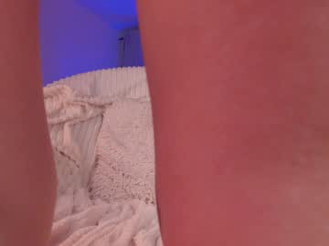 webcam girl kiss__it__better image #9470821