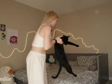 webcam girl bestblondiiecb image #9640782