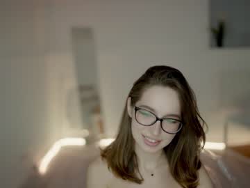 webcam girl silent_chill image #6240877