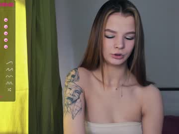 webcam girl sweet_idol image #1591449
