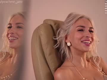 webcam girl peach_me image #563815