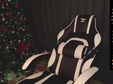 webcam girl queen_kitty1818 image #8445546