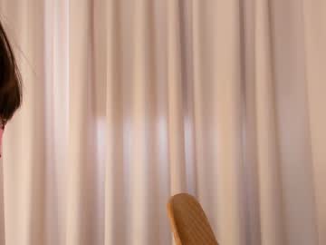 webcam girl peek_in_my_window image #6718705