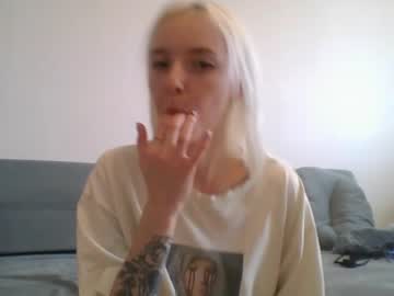 webcam girl annieshyagain image #5348697