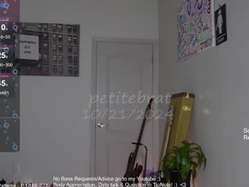 webcam girl petitebrat image #8077633