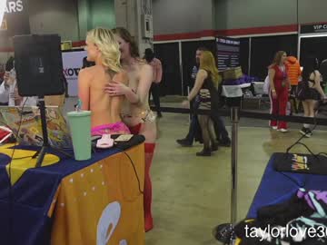 webcam girl taylor_love_303 image #9196254