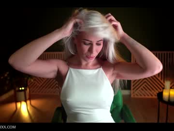 webcam girl provocatrixx image #3463369