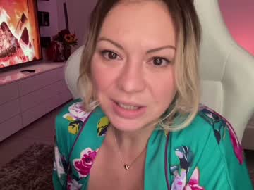 webcam girl kiradivine image #426159